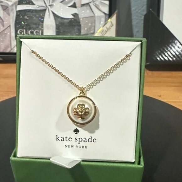 kate spade Jewelry - Kate Spade “Pearls on Pearl” Gold Pearl Pendant Necklace